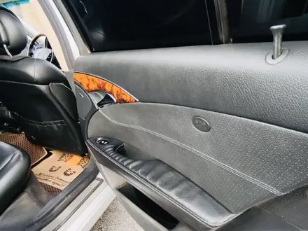 Mercedes-Benz E 320 2003 года за 5 000 000 тг. в Шымкент – фото 28