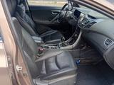 Hyundai Elantra 2015 года за 5 000 000 тг. в Уральск