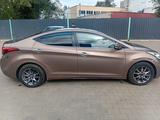Hyundai Elantra 2015 года за 5 000 000 тг. в Уральск – фото 5