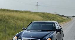 Mercedes-Benz E 320 1998 года за 3 300 000 тг. в Жетысай