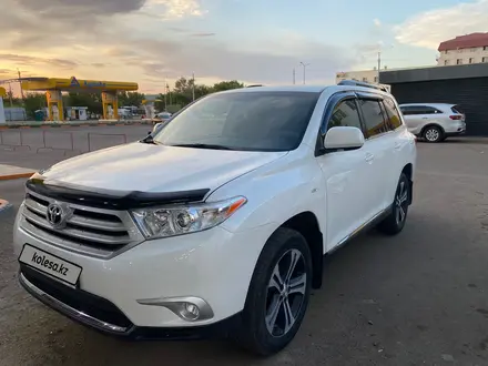 Toyota Highlander 2012 года за 12 000 000 тг. в Астана – фото 3