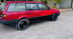 Volkswagen Passat 1988 годаүшін680 000 тг. в Караганда – фото 2