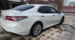Toyota Camry 2021 года за 12 700 000 тг. в Алматы – фото 4