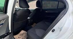 Toyota Camry 2021 года за 12 700 000 тг. в Алматы – фото 5