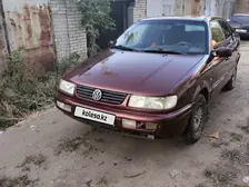 Volkswagen Passat, 1994