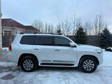 Toyota Land Cruiser 2016 годаүшін35 000 000 тг. в Алматы – фото 2