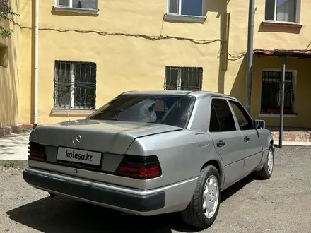 Mercedes-Benz E 300 1991 года за 1 500 000 тг. в Караганда – фото 5