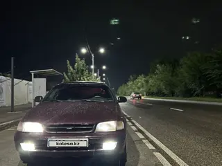 Toyota Carina E