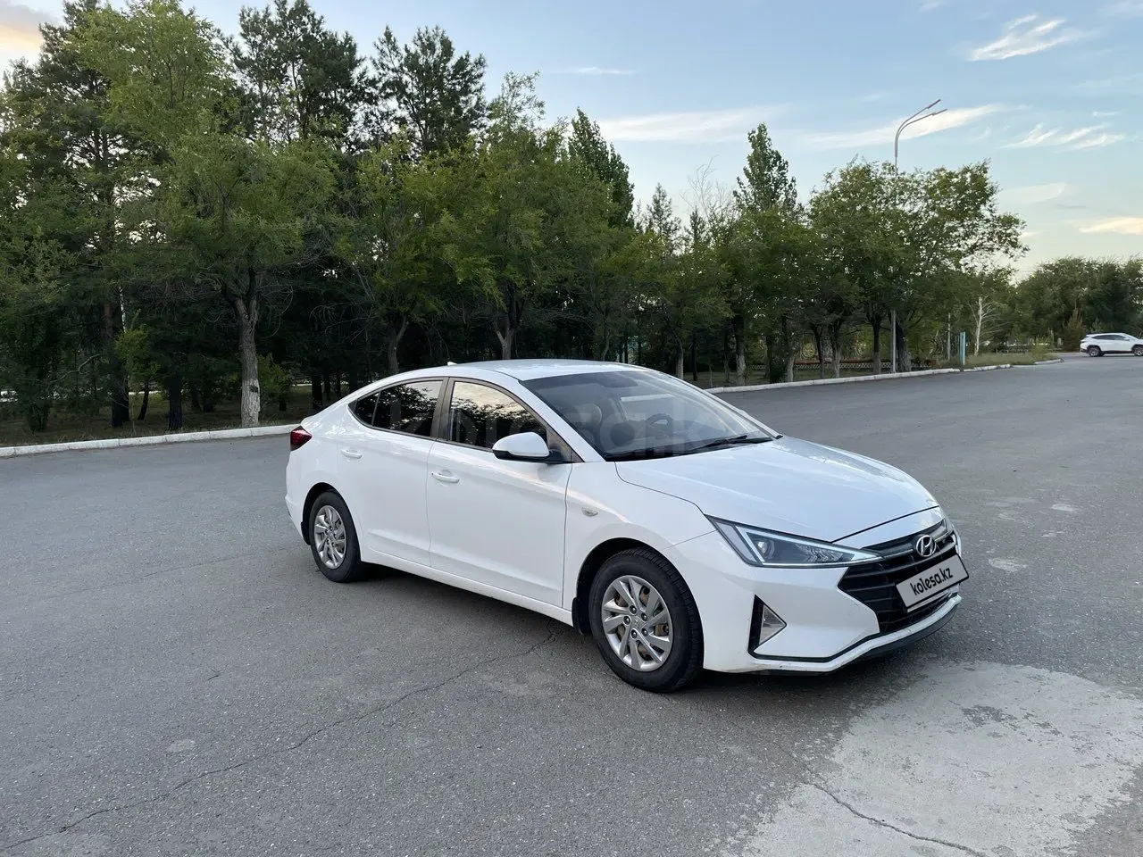 Hyundai Elantra, 2019