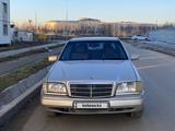 Mercedes-Benz C 180 1995 годаfor1 650 000 тг. в Шымкент