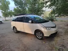 Toyota Estima, 2009