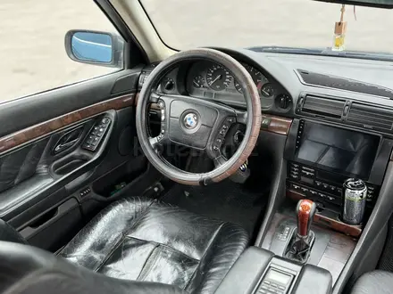 BMW 740 2000 года за 5 500 000 тг. в Есик – фото 30