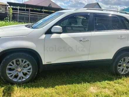 Kia Sorento 2014 года за 9 000 000 тг. в Актобе – фото 2