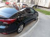 Hyundai Elantra 2020 года за 7 800 000 тг. в Алматы – фото 2