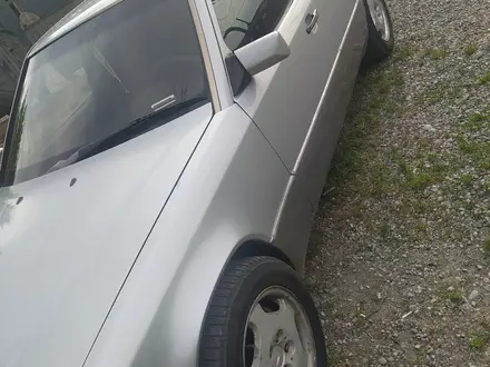 Mercedes-Benz E 230 1992 года за 1 750 000 тг. в Шымкент – фото 3