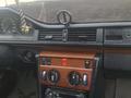 Mercedes-Benz E 230 1992 года за 1 750 000 тг. в Шымкент – фото 7