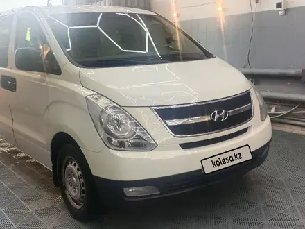 Hyundai H-1 2011 года за 6 000 000 тг. в Актау – фото 2