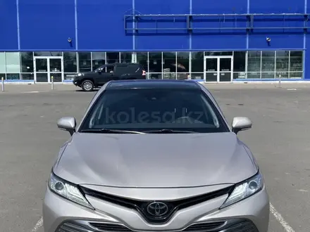 Toyota Camry 2018 года за 13 000 000 тг. в Павлодар – фото 9