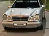 Mercedes-Benz E 320 1998 года за 4 950 000 тг. в Астана – фото 4