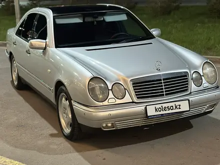 Mercedes-Benz E 320 1998 годаүшін4 200 000 тг. в Астана – фото 6