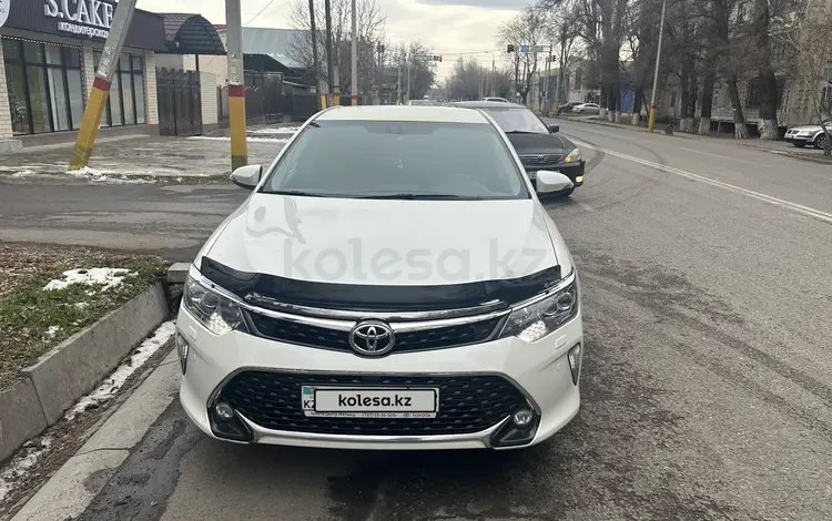 Toyota Camry 2017 годаfor12 500 000 тг. в Алматы