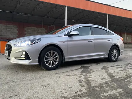Hyundai Sonata 2020 года за 8 000 000 тг. в Шымкент – фото 2