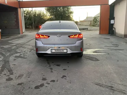 Hyundai Sonata 2020 года за 8 000 000 тг. в Шымкент – фото 5