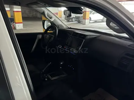 Toyota Land Cruiser Prado 2022 года за 25 500 000 тг. в Алматы – фото 5