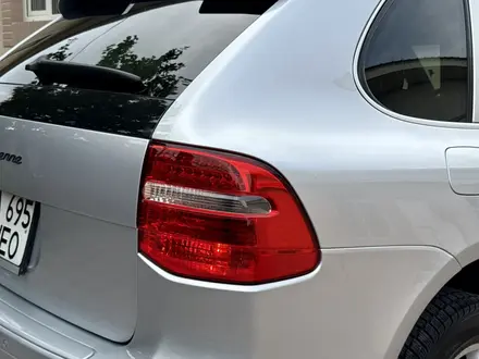 Porsche Cayenne 2007 года за 8 800 000 тг. в Алматы – фото 18