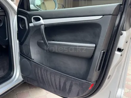 Porsche Cayenne 2007 года за 8 800 000 тг. в Алматы – фото 35
