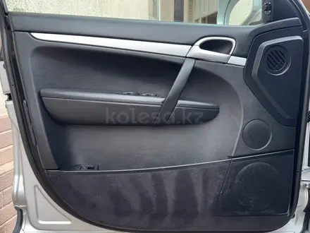 Porsche Cayenne 2007 года за 8 800 000 тг. в Алматы – фото 47