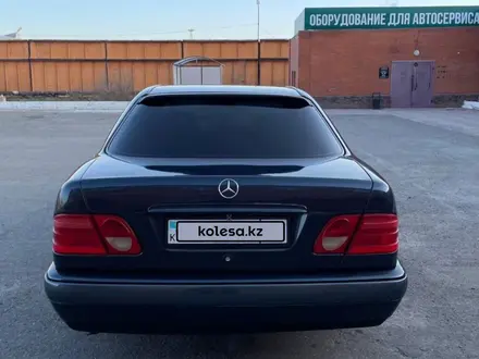 Mercedes-Benz E 200 1997 года за 3 400 000 тг. в Павлодар – фото 8