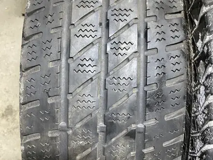 Пара грузовые усиленные шины 225/65/16С. за 40 000 тг. в Алматы – фото 2