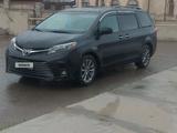 Toyota Sienna 2015 года за 8 800 000 тг. в Актобе