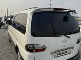 Hyundai Starex 2001 года за 1 700 000 тг. в Шымкент – фото 2