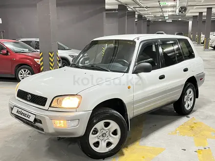 Toyota RAV4 1999 года за 4 100 000 тг. в Алматы