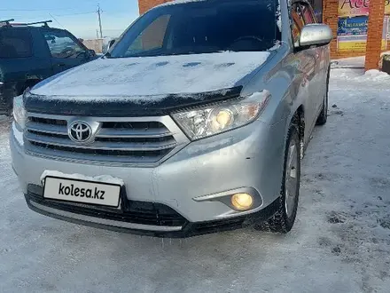 Toyota Highlander 2013 года за 14 000 000 тг. в Астана