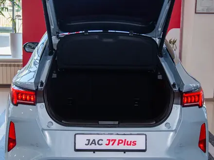 JAC J7 Plus Flagship 2025 года за 8 590 000 тг. в Костанай – фото 14
