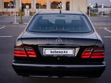 Mercedes-Benz E 320 2001 года за 5 500 000 тг. в Кызылорда – фото 7