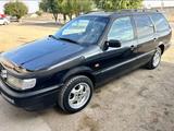 Volkswagen Passat 1994 годаүшін1 800 000 тг. в Жалагаш