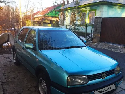 Volkswagen Golf 1993 года за 1 600 000 тг. в Алматы – фото 2