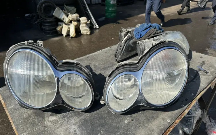 Фары Мерседес 203 за 60 000 тг. в Алматы