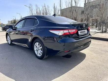 Toyota Camry 2019 года за 12 500 000 тг. в Астана – фото 4