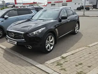 Infiniti QX70, 2013