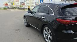 Infiniti QX70 2013 годаүшін8 000 000 тг. в Астана – фото 3