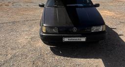 Volkswagen Passat 1993 годаүшін1 000 000 тг. в Тараз