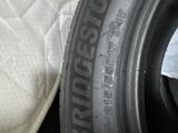 Шины летние Bridgestone TURANZA T005 215/55 R17 за 200 000 тг. в Астана
