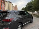 Hyundai Santa Fe 2020 года за 8 800 000 тг. в Актау – фото 3