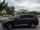 Hyundai Santa Fe 2020 года за 8 800 000 тг. в Актау – фото 2