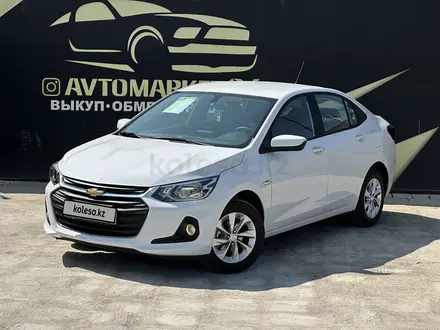 Chevrolet Onix 2022 года за 6 750 000 тг. в Атырау